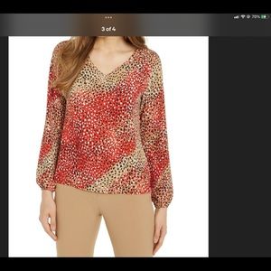 BAR lll V Neck Top